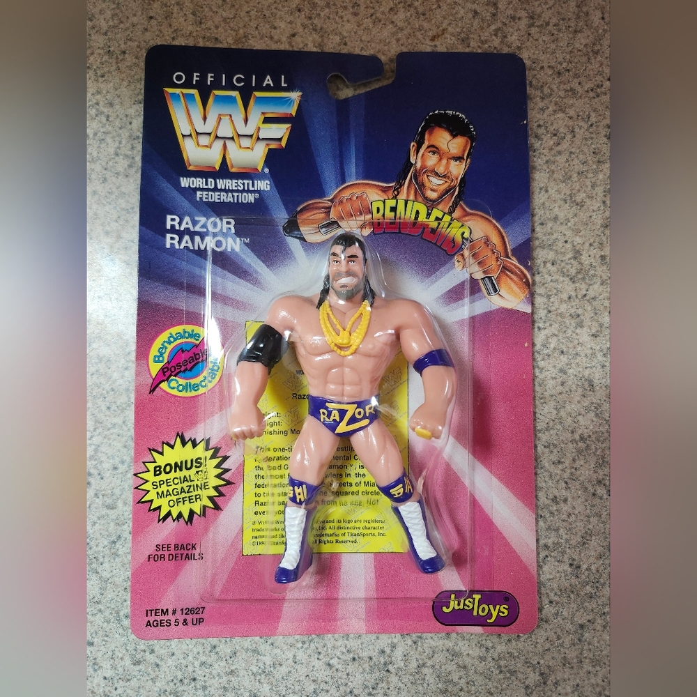 WWF WWE  Razor Ramon Bendeems Action Figure 1994 JUST TOYS